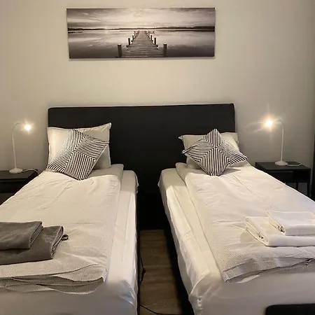 Modern With Sauna, Balcony And Parking A17 *